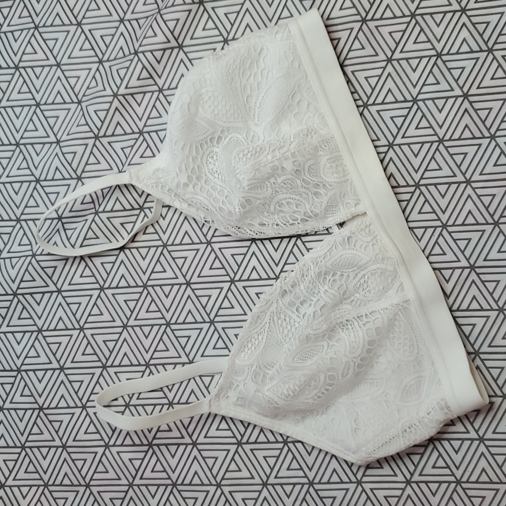 Lively 2 Busty Bralette White Lace